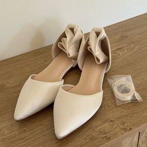 NEW Kailee P. Satin Cream Wedding Shoes